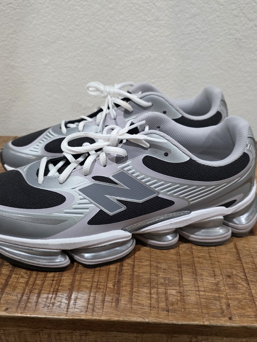 New Balance Abzorb 2000